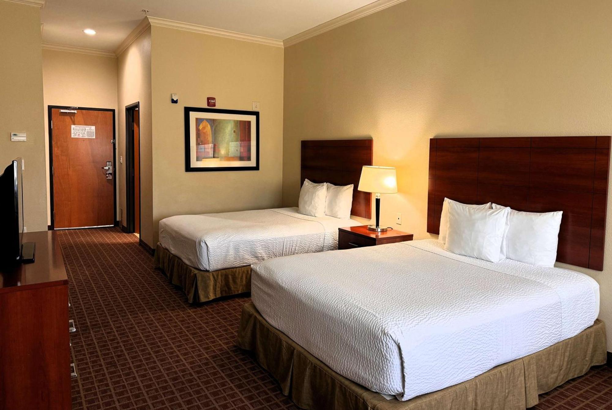 Ramada By Wyndham College Station Hotel Bagian luar foto