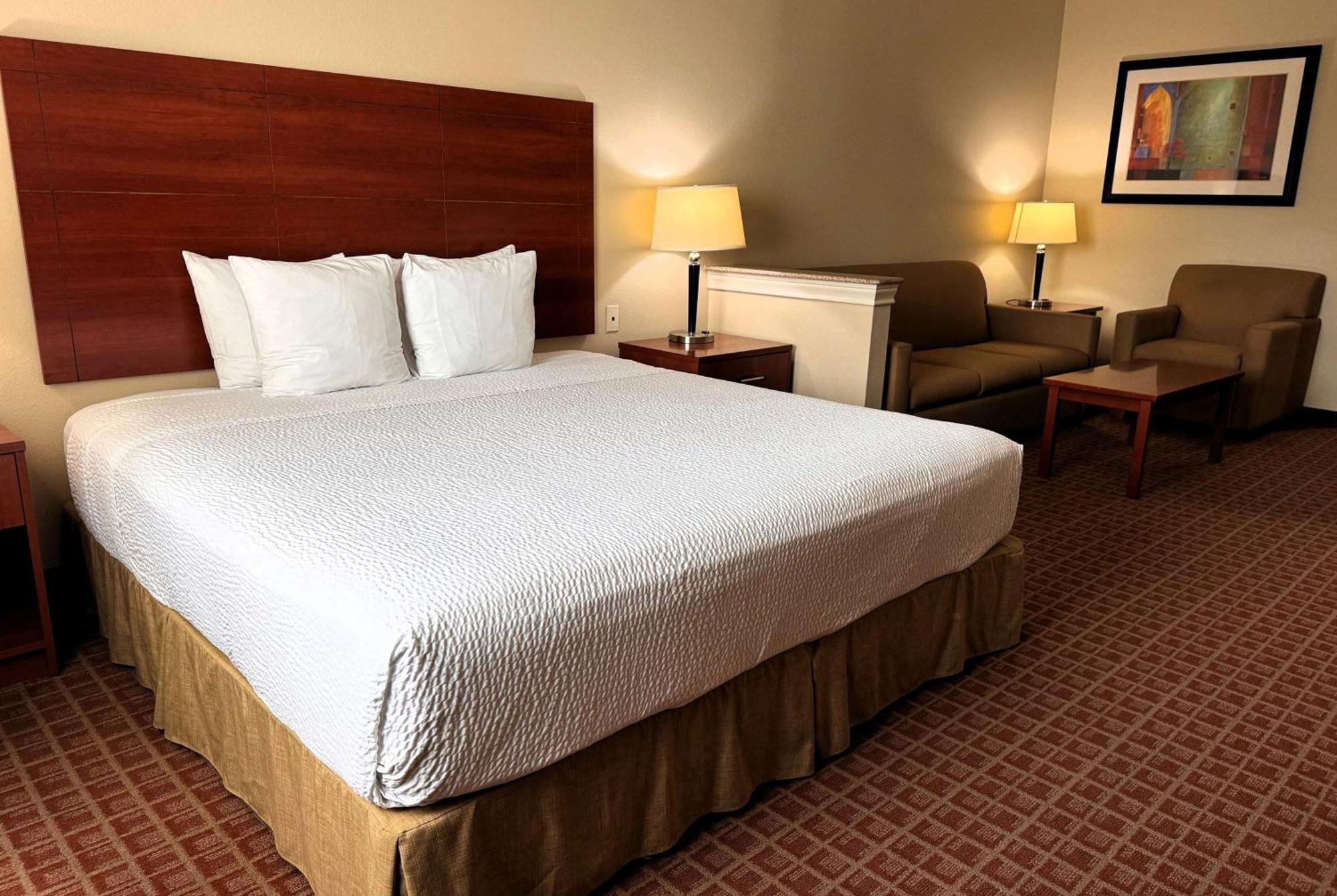 Ramada By Wyndham College Station Hotel Bagian luar foto