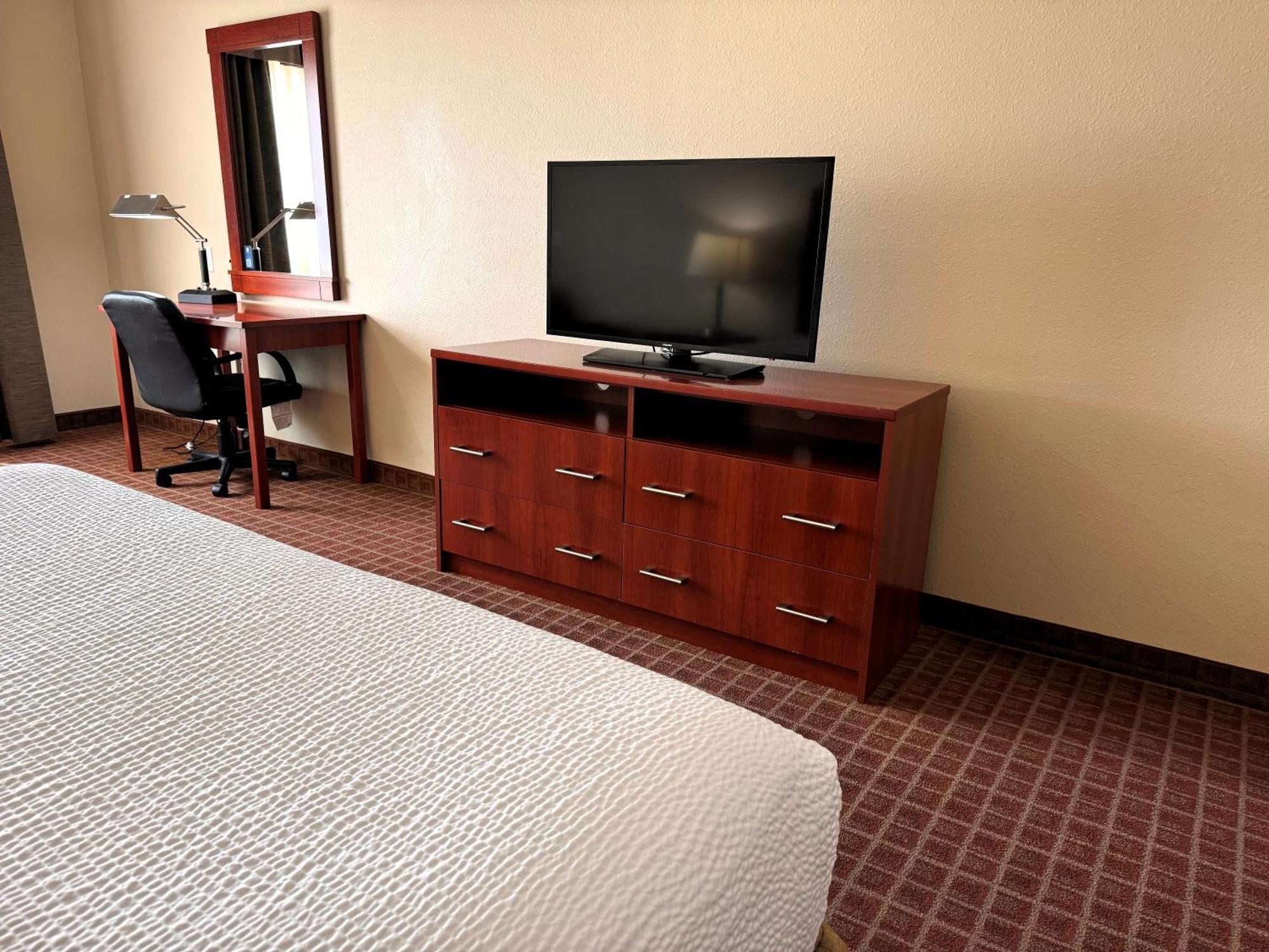 Ramada By Wyndham College Station Hotel Bagian luar foto